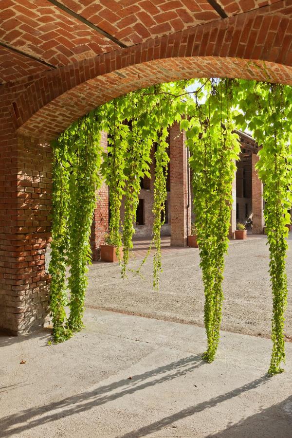Marchesi Incisa Winery Lodge Rocchetta Tanaro Eksteriør bilde